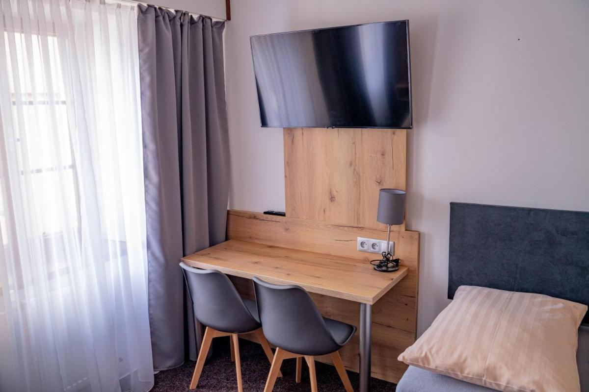 Hotel Zlata Labut Králíky Екстериор снимка
