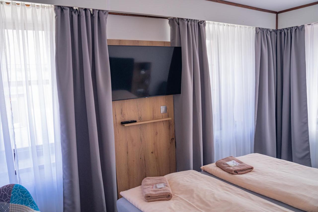Hotel Zlata Labut Králíky Екстериор снимка