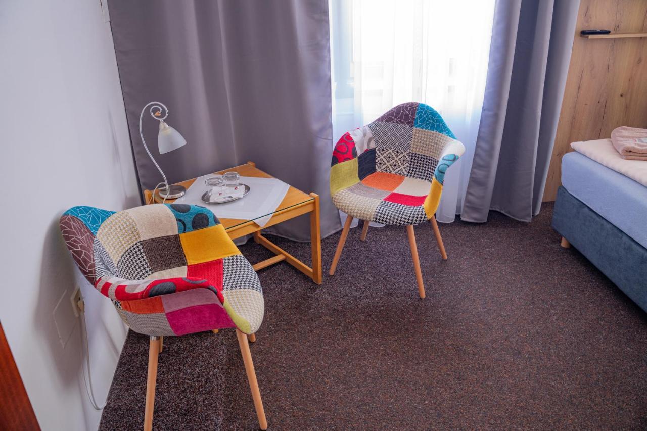 Hotel Zlata Labut Králíky Екстериор снимка