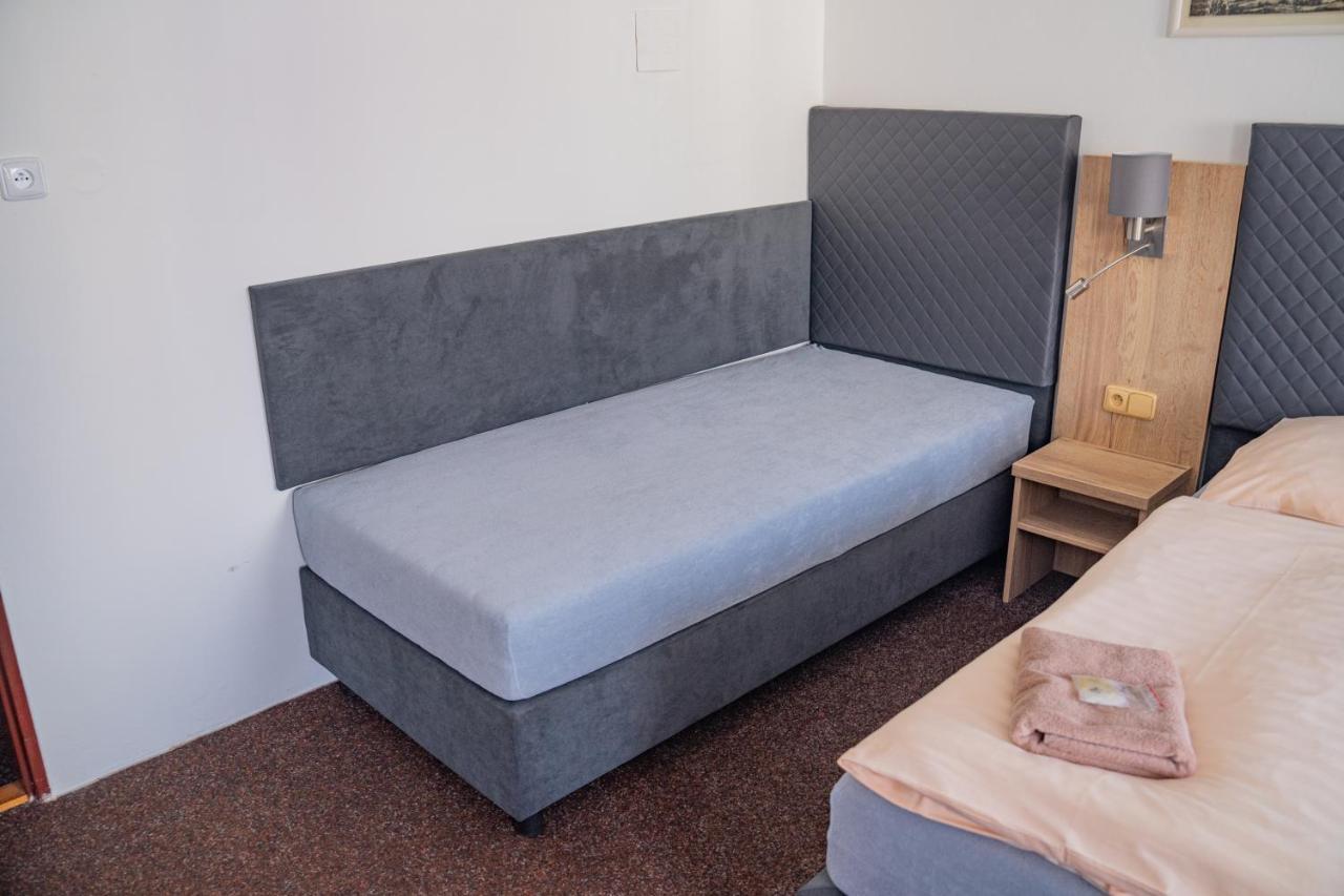 Hotel Zlata Labut Králíky Екстериор снимка